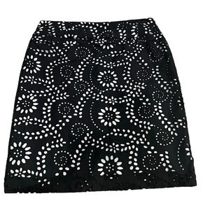 Cass Black Eyelet Lace Classic Pencil Skirt with White Lining Side Zip Size 8